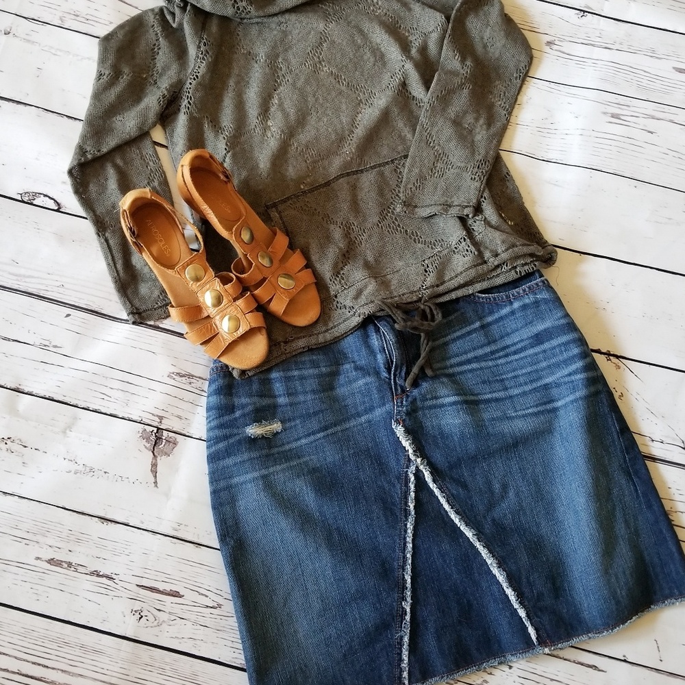 Banana Republic Jean Skirt
